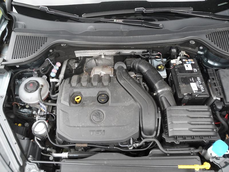Škoda Karoq (2018) KAROQ 1.5 TSI - fotka 16 z 19