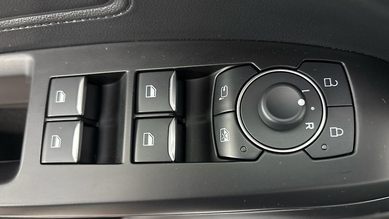 Ford Focus 1.0 Ecoboost AUT St-Line X Kom - fotka 20 z 27