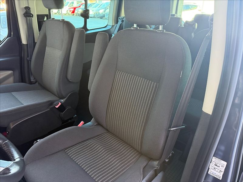 Ford Tourneo Custom 2,2 Trend,92kW,nové pneu - fotka 16 z 30