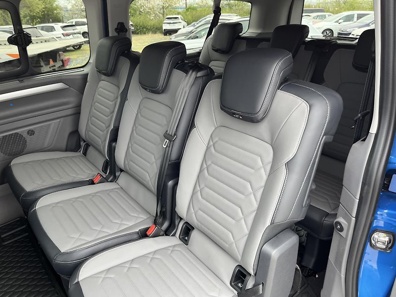 Volkswagen Caravelle STYLE 2.0TDI 4MOT 8AUT DR - fotka 21 z 27