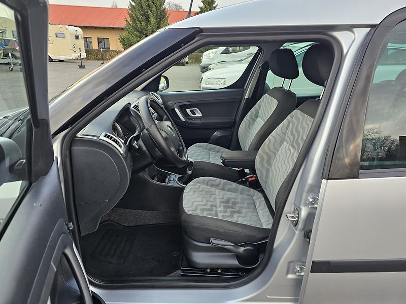 Škoda Roomster 1.6 16v,KLIMA,NOVÉ ROZVODY - fotka 11 z 35