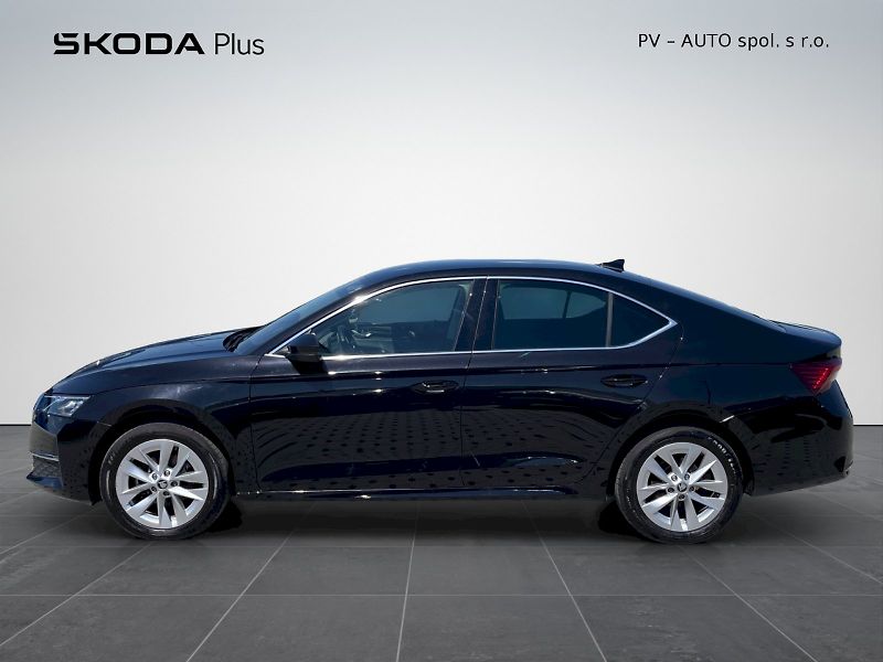 Škoda Octavia (2025) 1.5 TSI 110 kW Top Selection - fotka 3 z 34