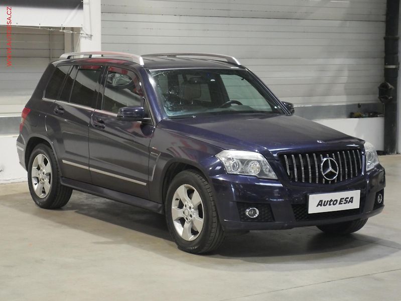 Mercedes-Benz GLK (2009) 3.0 CDi 4Matic, AT, xenon - fotka 1 z 19