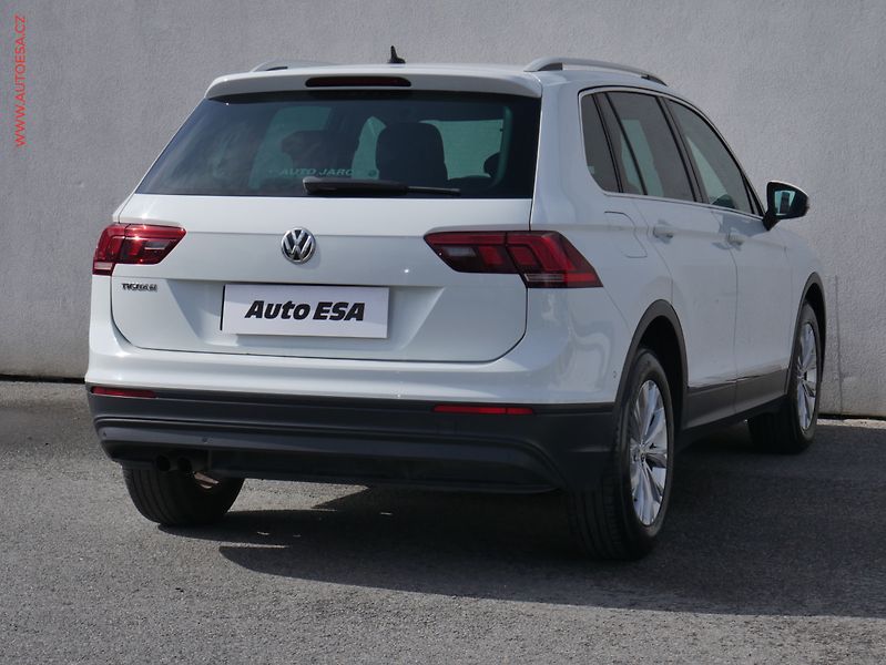 Volkswagen Tiguan (2018) 1.4 TSi, ČR, Marathon, navi - fotka 4 z 21