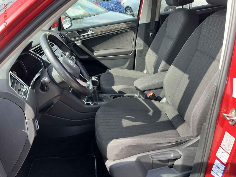 Volkswagen Tiguan Allspace (2022) 1.5 TSi, 1.maj,ČR, Life - fotka 9 z 18