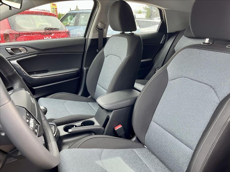 Kia XCeed (2026) 1,0 T-GDI  COMFORT - fotka 12 z 22