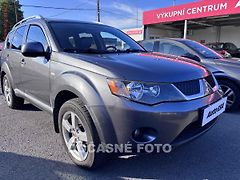 Mitsubishi Outlander (2007) 2.0 Di-D 4x4, 7míst, kůže - fotografie inzerátu