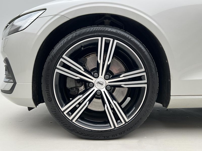 Volvo V60 T5 INSCRIPTION AUT - fotka 14 z 46