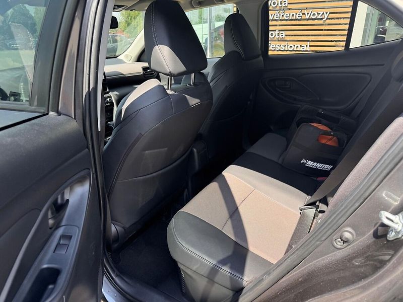 Toyota Yaris Cross 1.5 Executive 4x2 - fotka 12 z 13