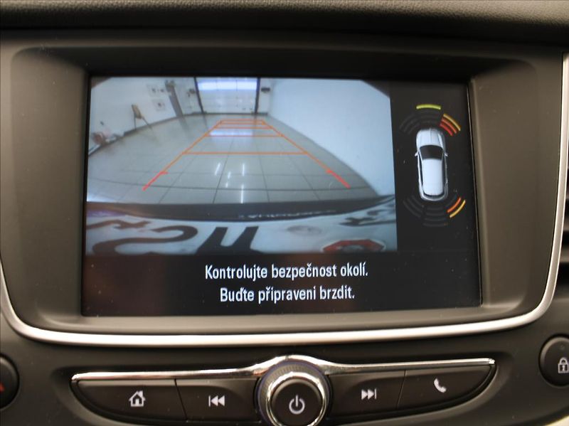 Opel Grandland X 1,2 Turbo 96kW AT 1.maj.ČR - fotka 12 z 16