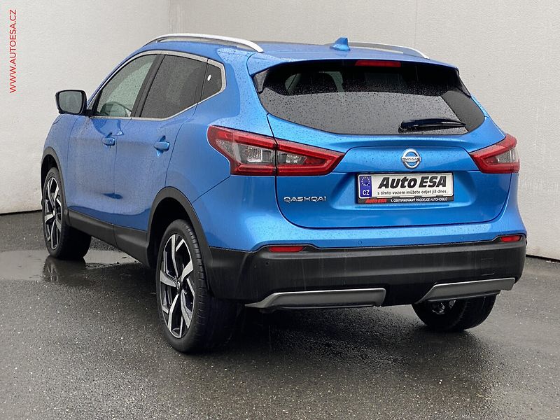 Nissan Qashqai (2017) 1.6 DiG-T, Tekna, LED, kůže - fotka 7 z 20