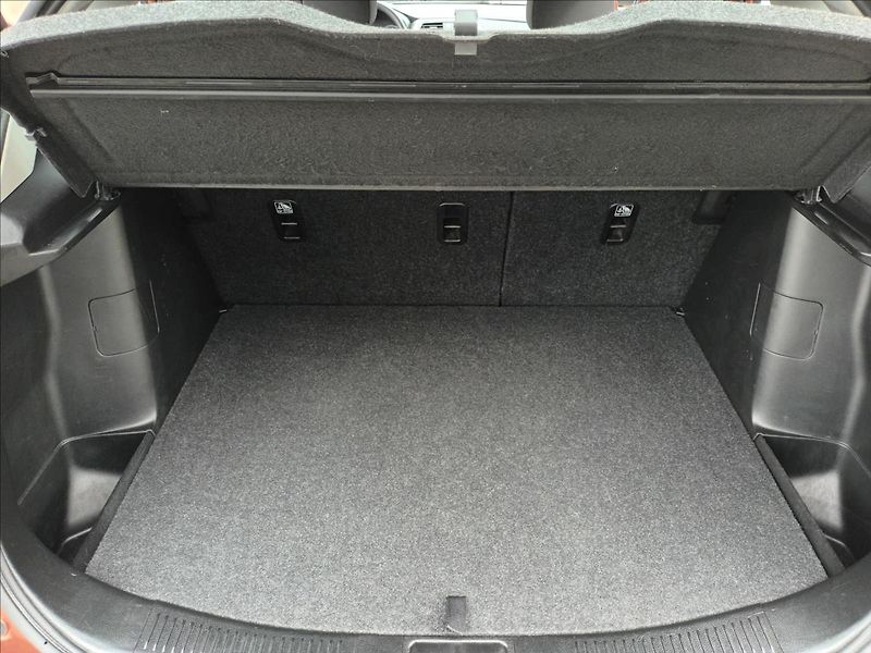 Suzuki SX4 S-Cross 1,0 BJet,82KW,ČR,TAŽNÉ, - fotka 19 z 36