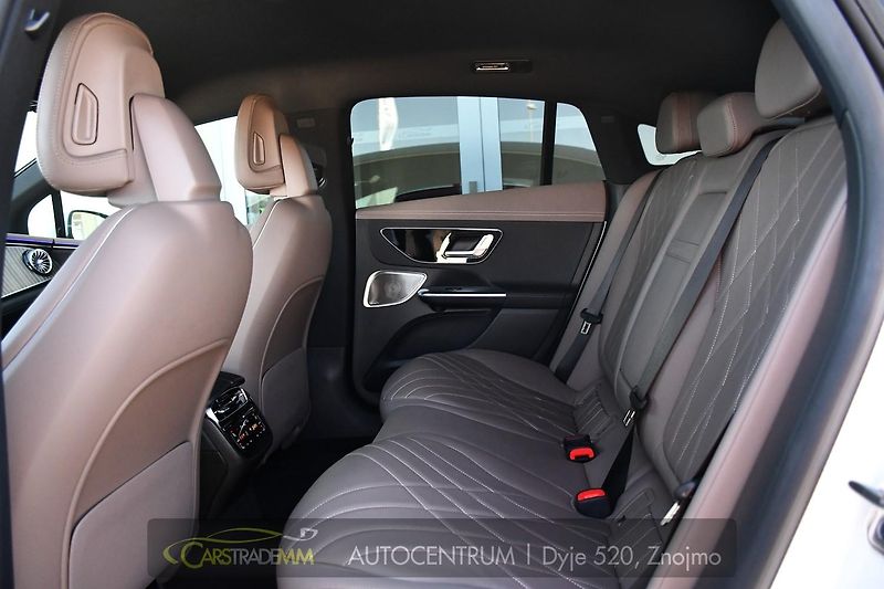 Mercedes-Benz EQE 350 VZDUCH 4MATIC - fotka 11 z 52