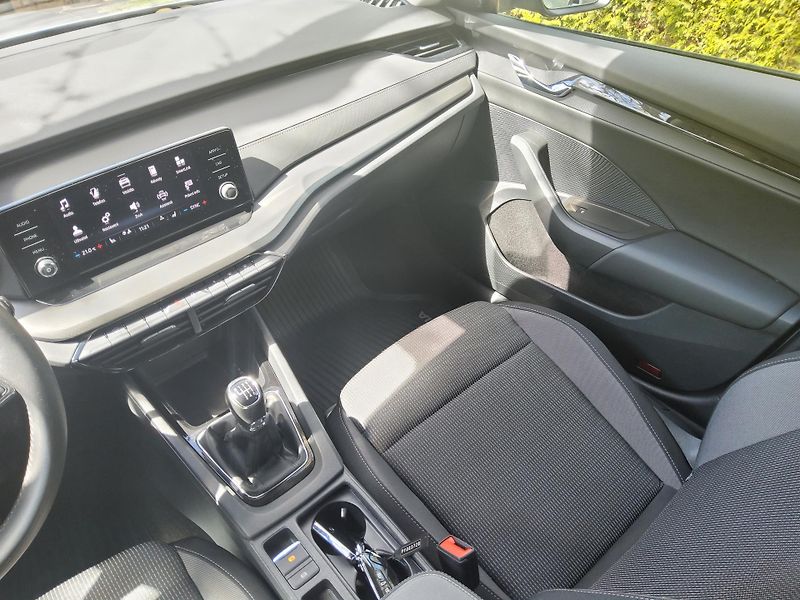 Škoda Octavia (2023) 2.0TDI 85kw Amb 1maj ČR tažné - fotka 13 z 26