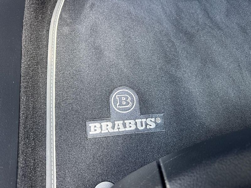 Mercedes-Benz Třídy S BRABUS 580 4MATIC - fotka 18 z 28