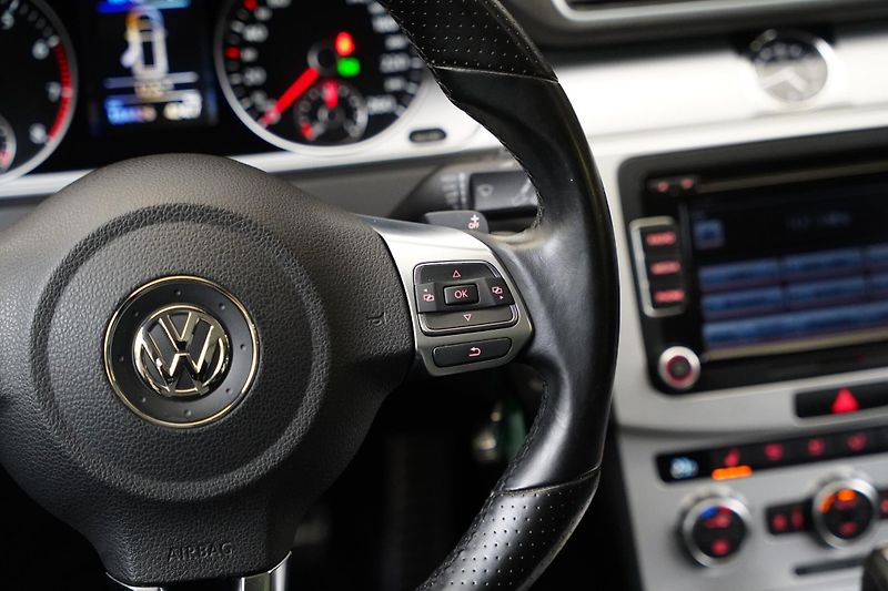 Volkswagen Passat - fotka 17 z 27
