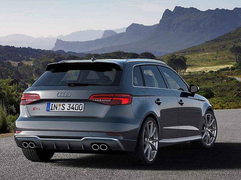 Audi A3.