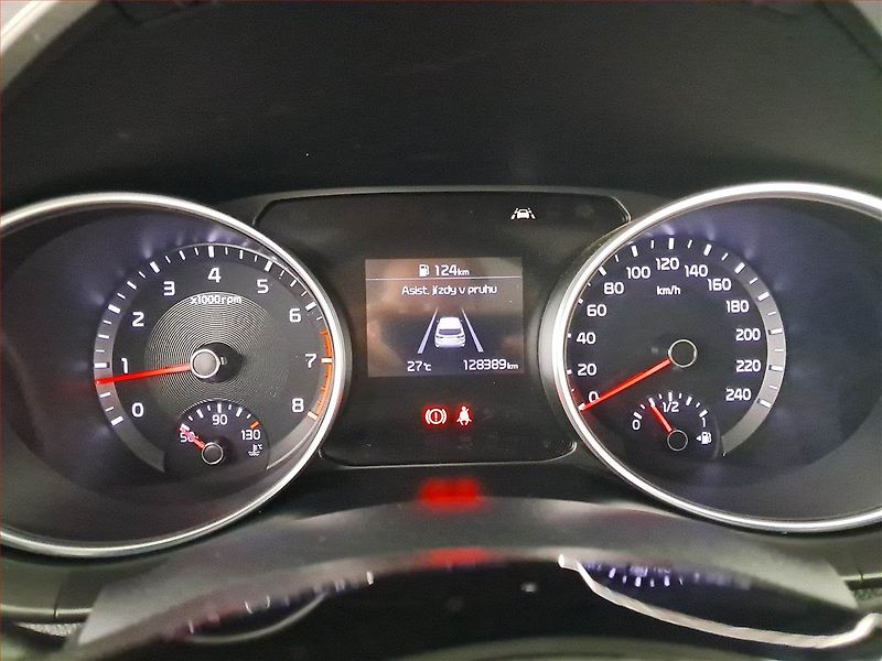 Kia Ceed (2020) 1.4 T-GDI, ČR,1.maj - fotka 11 z 20