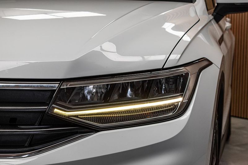 Volkswagen Tiguan 2.0TDI ACC*LED*VIRTUAL*DPH* - fotka 36 z 41