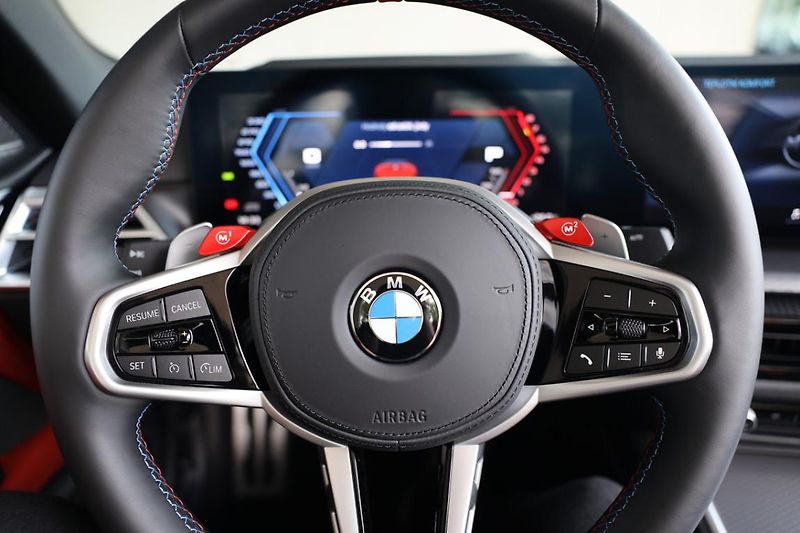 BMW M4 Convertible Competition xDrive - fotka 31 z 31