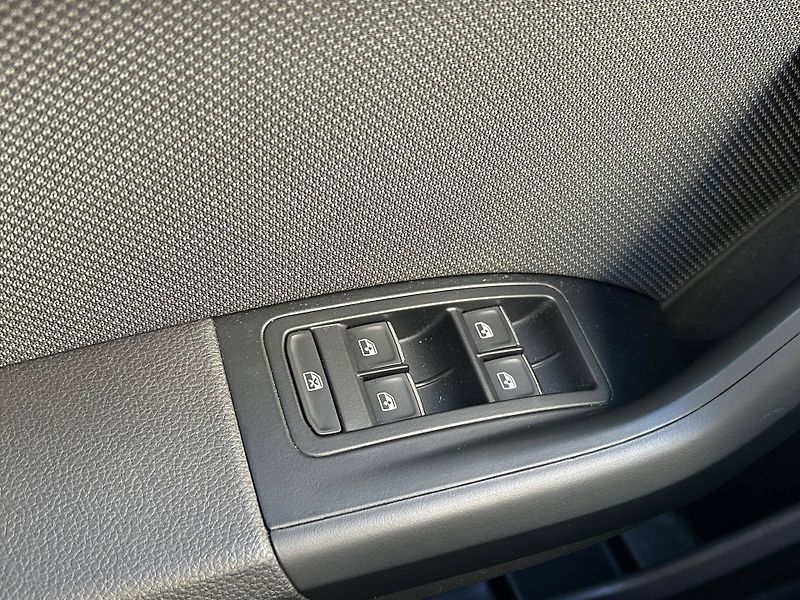 Seat Ateca Xcellence 4WD 6MP 1,4TSI - fotka 23 z 27