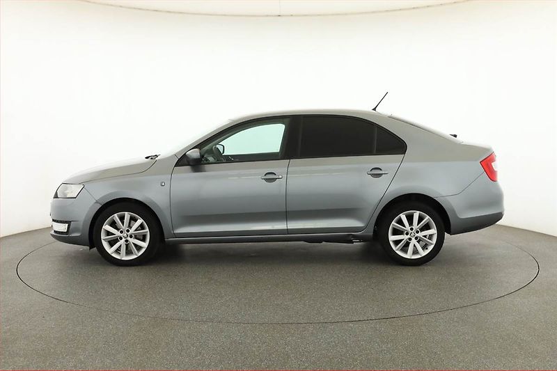 Škoda Rapid (2013) Elegance 1.6 TDI - fotka 3 z 15