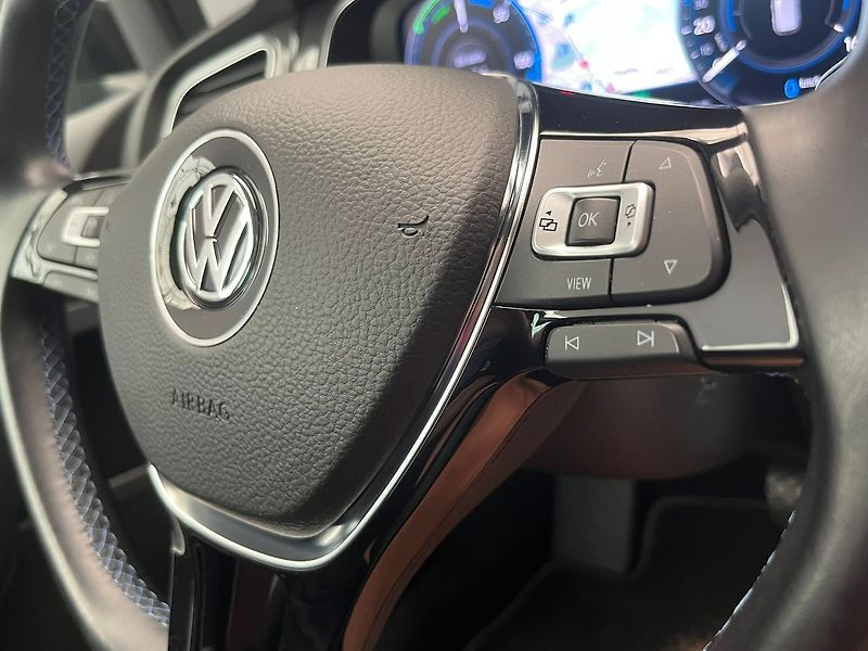 Volkswagen e-Golf 93,1% SoH, tep.čerp. virtual k - fotka 12 z 95