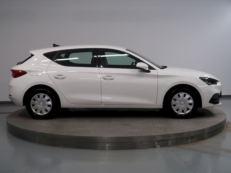 Seat Leon (2023) REFERENCE 1.0TSI 81KW - fotka 8 z 32