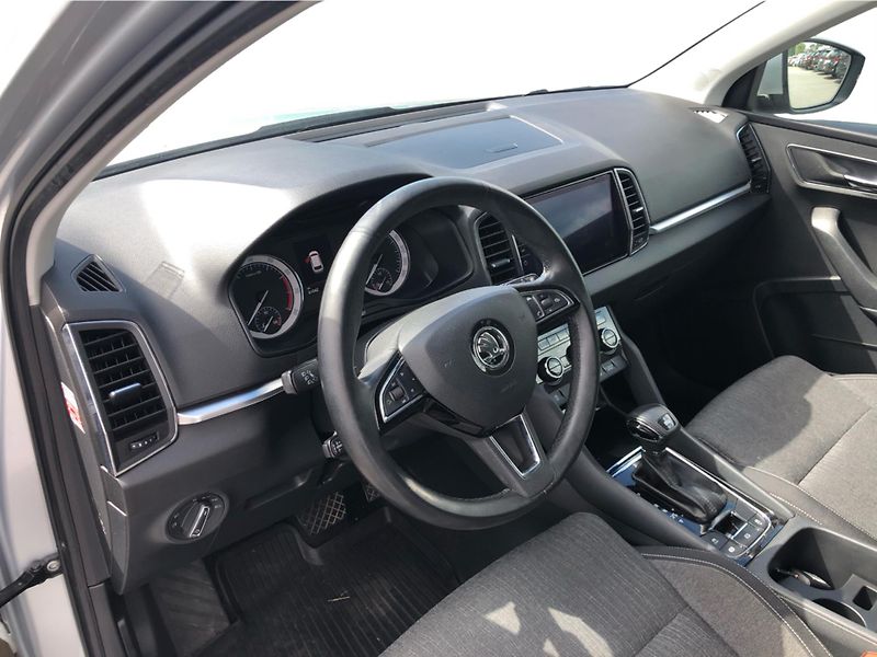 Škoda Karoq 1,5TSi 110kW STYLE PLUS COMFOR - fotka 5 z 30