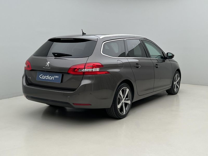 Peugeot 308 1.2 PURETECH ACTIVE 1. maj. - fotka 11 z 39