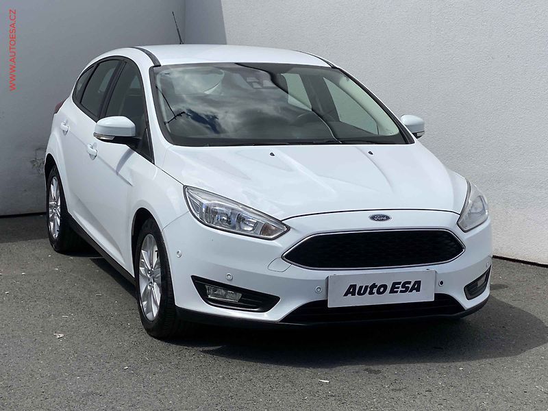 Ford Focus (2018) 2.0TDCi, AC, navi, prak.asist - fotografie inzerátu