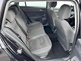 Volkswagen Golf (2023) 1.5 TSI 110kW Style - náhled 26