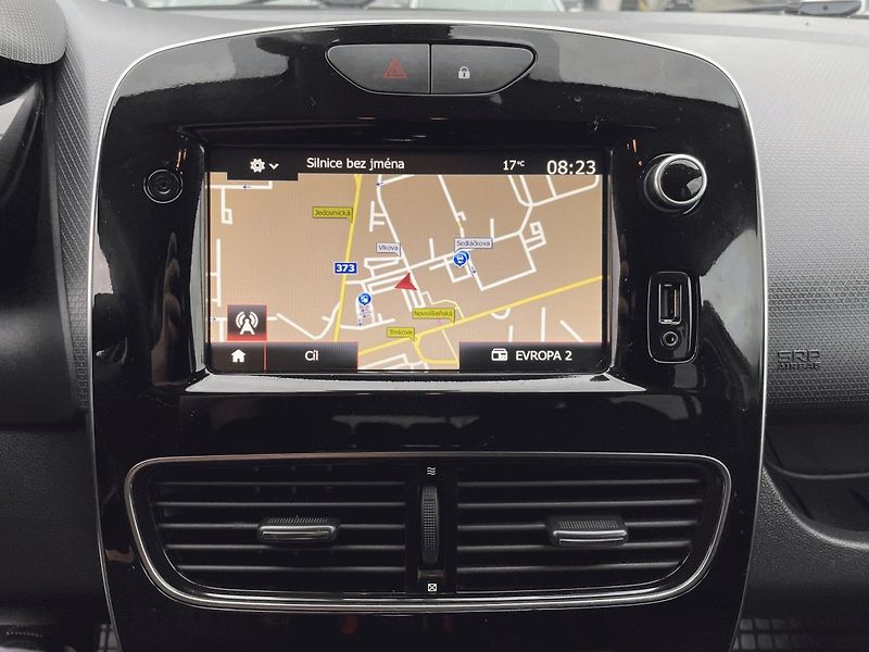 Renault Clio (2020) 0.9 TCe,56kW,Limited,ČR - fotka 18 z 35
