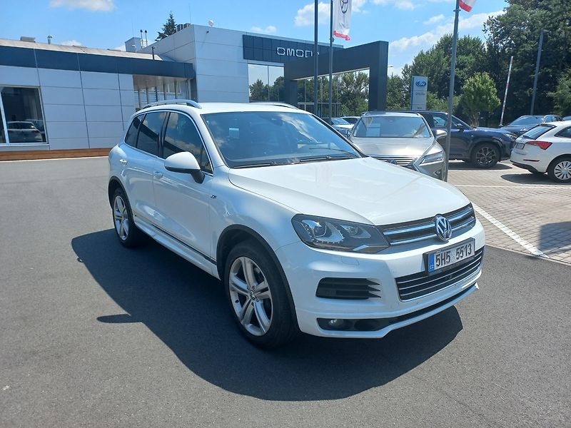 Volkswagen Touareg R-Line 4,2 V8 TDi 4motion - fotka 4 z 15