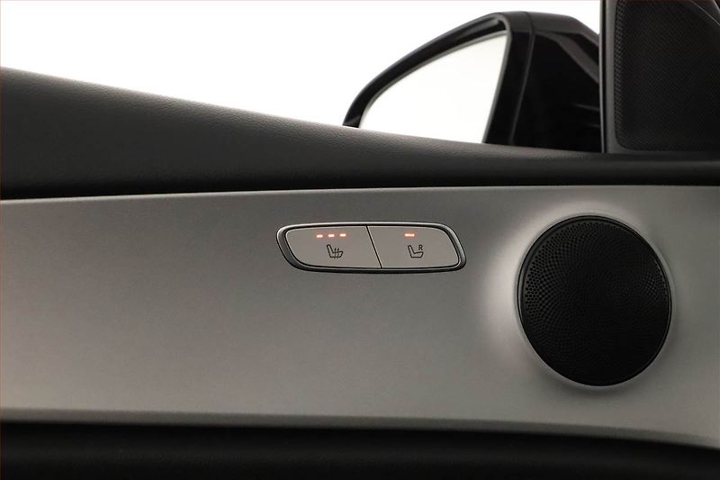 Mercedes-Benz Třídy E (2021) E 220 d - fotka 24 z 26