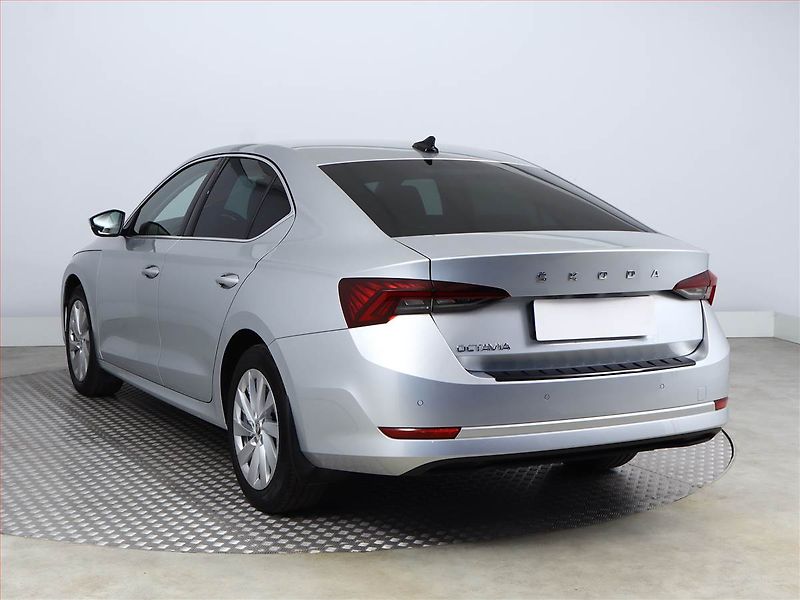 Škoda Octavia (2023) Style 2.0 TDI - fotka 4 z 23