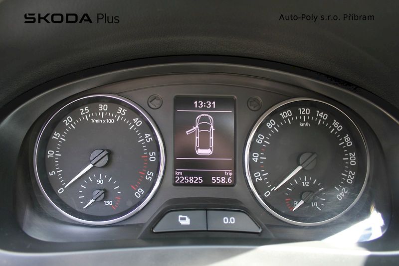 Škoda Rapid (2014) Ambition Plus 1.6TDI / 66kW 5° - fotka 13 z 22