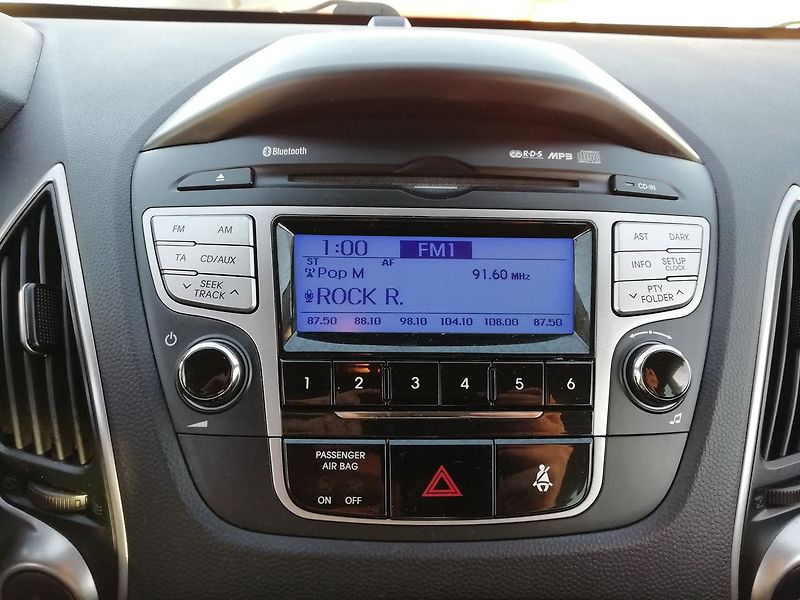 Hyundai ix35 1,6 99 kW - fotka 12 z 18