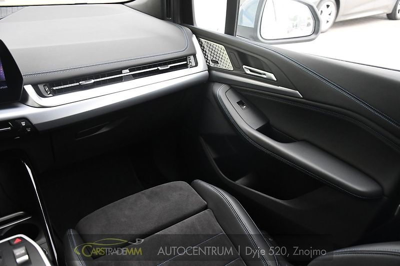 BMW Řada 2 218D ACTIVE TOURER ČR 1M - fotka 24 z 60