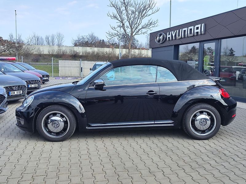 Volkswagen New Beetle 1.6 TDI/77kW Cabrio - fotka 13 z 33
