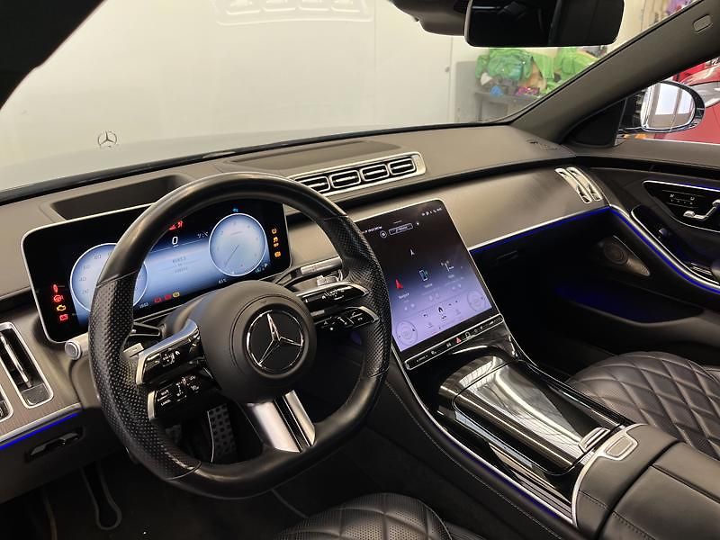 Mercedes-Benz Třídy S 350 d 4MATIC L - fotka 10 z 23