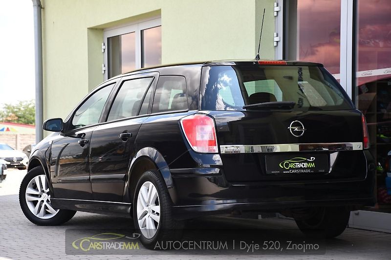 Opel Astra SW 1.6i SPORT A/C  - fotka 3 z 42