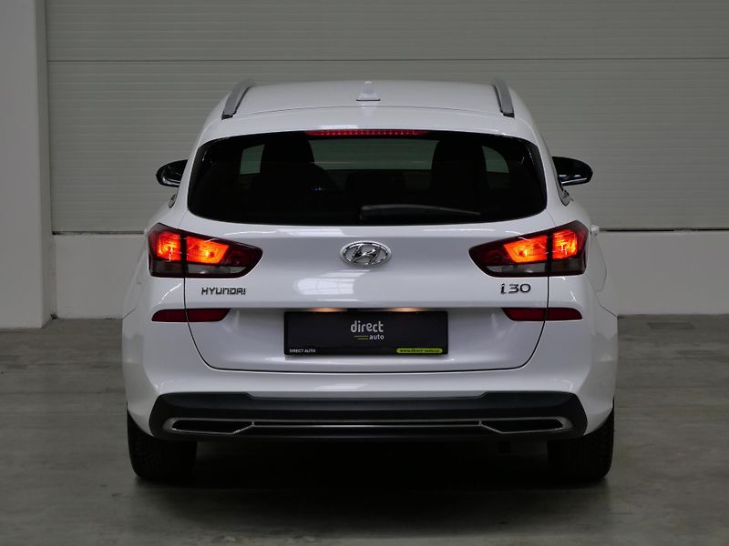 Hyundai i30 - fotka 6 z 25