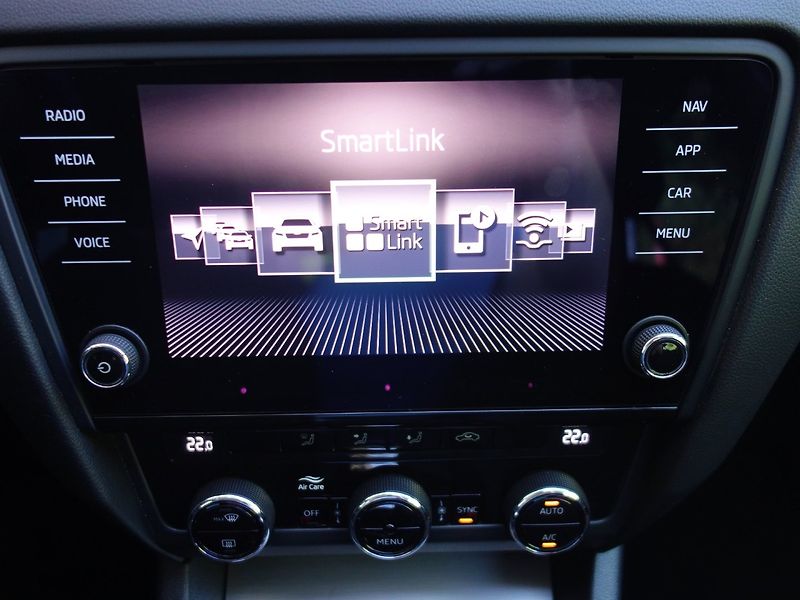 Škoda Octavia (2019) 2.0TDI 110kW DSG -VÝBAVA-DPH! - fotka 17 z 47