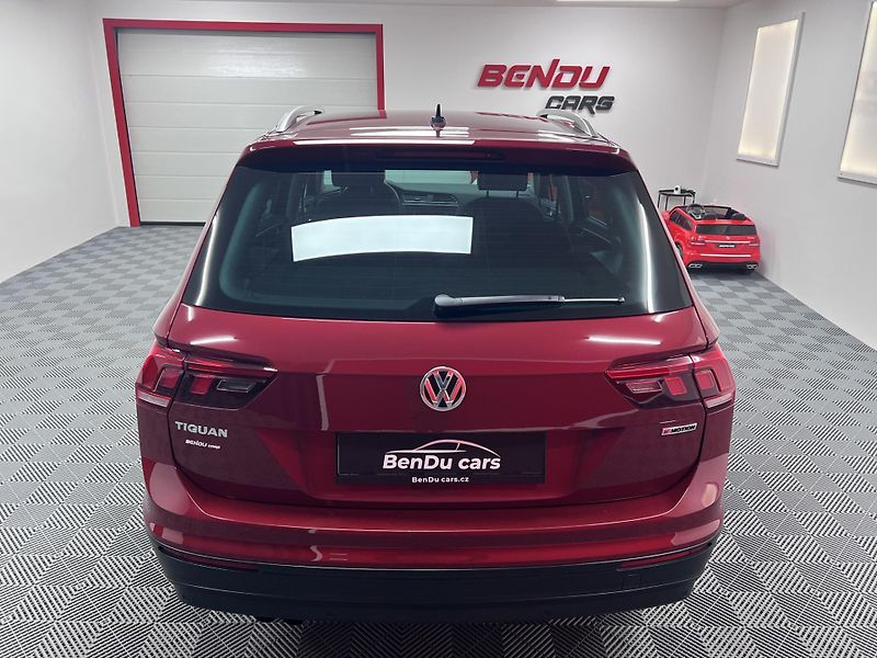 Volkswagen Tiguan IQ.DRIVE, 2.0 TSI 140 kW, 4x4 - fotka 5 z 44