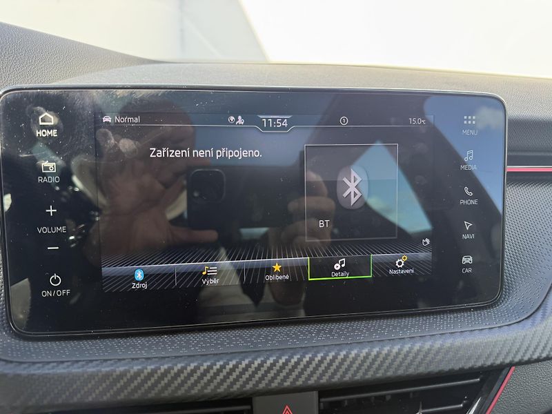 Škoda Kamiq (2025) 1.5 TSI Monte Carlo DSG ČR - fotka 20 z 22