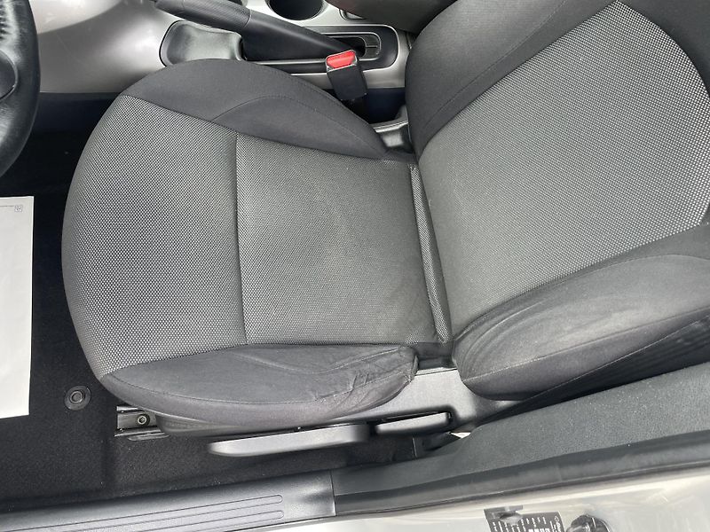 Nissan Juke 1.6i 115PS AUTOMAT 98000KM TOP - fotka 100 z 180