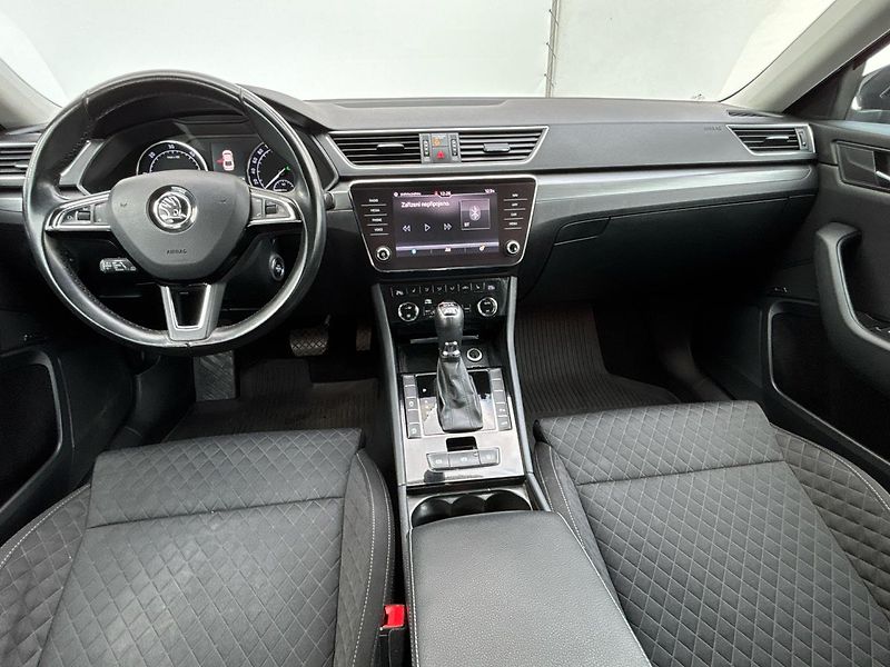 Škoda Superb STYLE DSG - fotka 5 z 25