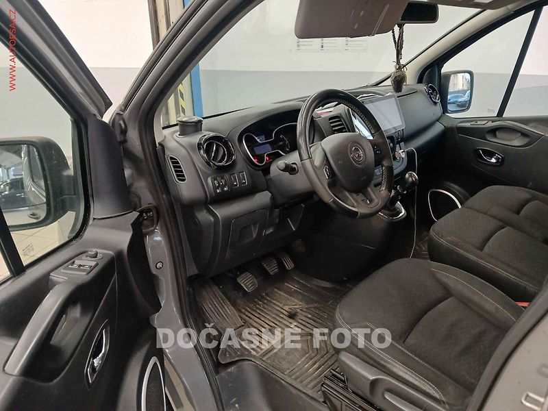 Opel Vivaro (2019) 1.6CDTI L2 9míst, ČR, AC - fotka 3 z 3