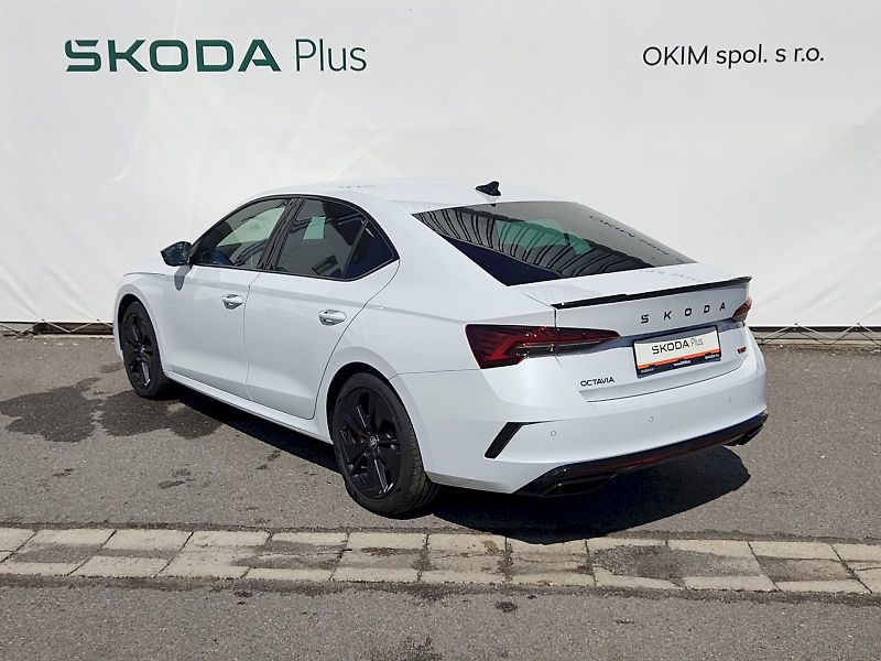 Škoda Octavia (2025) RS 2,0 Tsi  195 Kw DSG - fotka 37 z 41